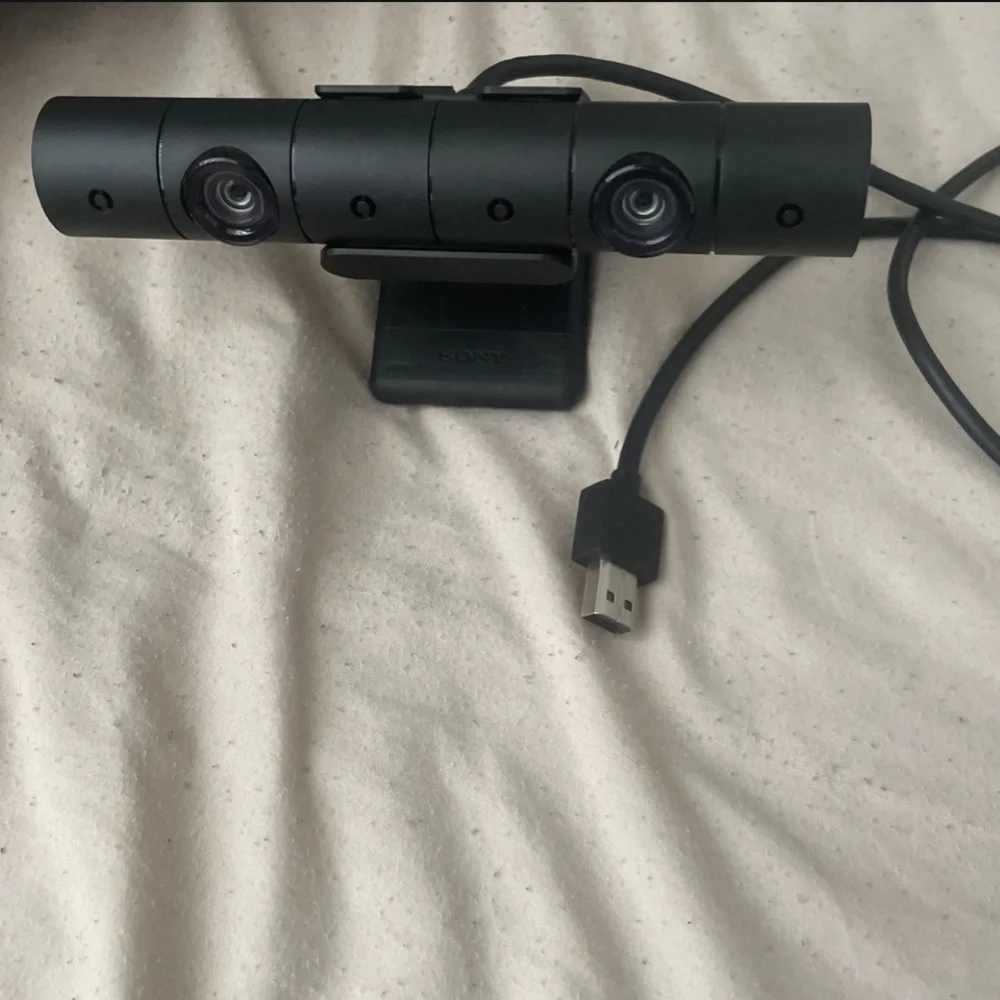 Ps4 VR and comes with 2 games